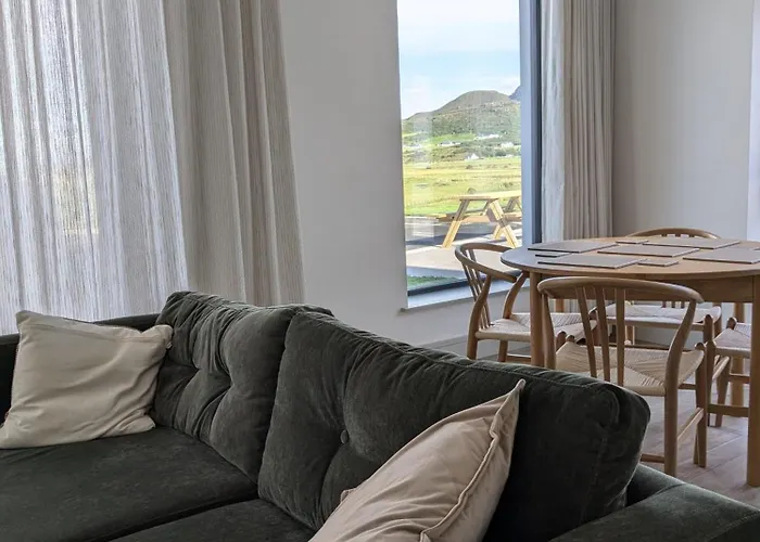 Binion At Houses, Pollan Bay * バリーリフィン